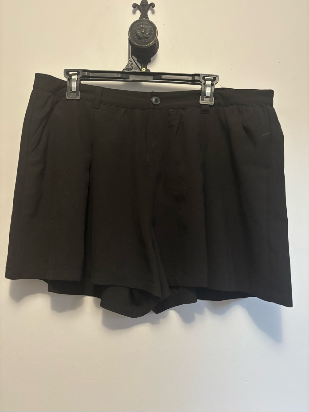 Black Women's Tailored Shorts